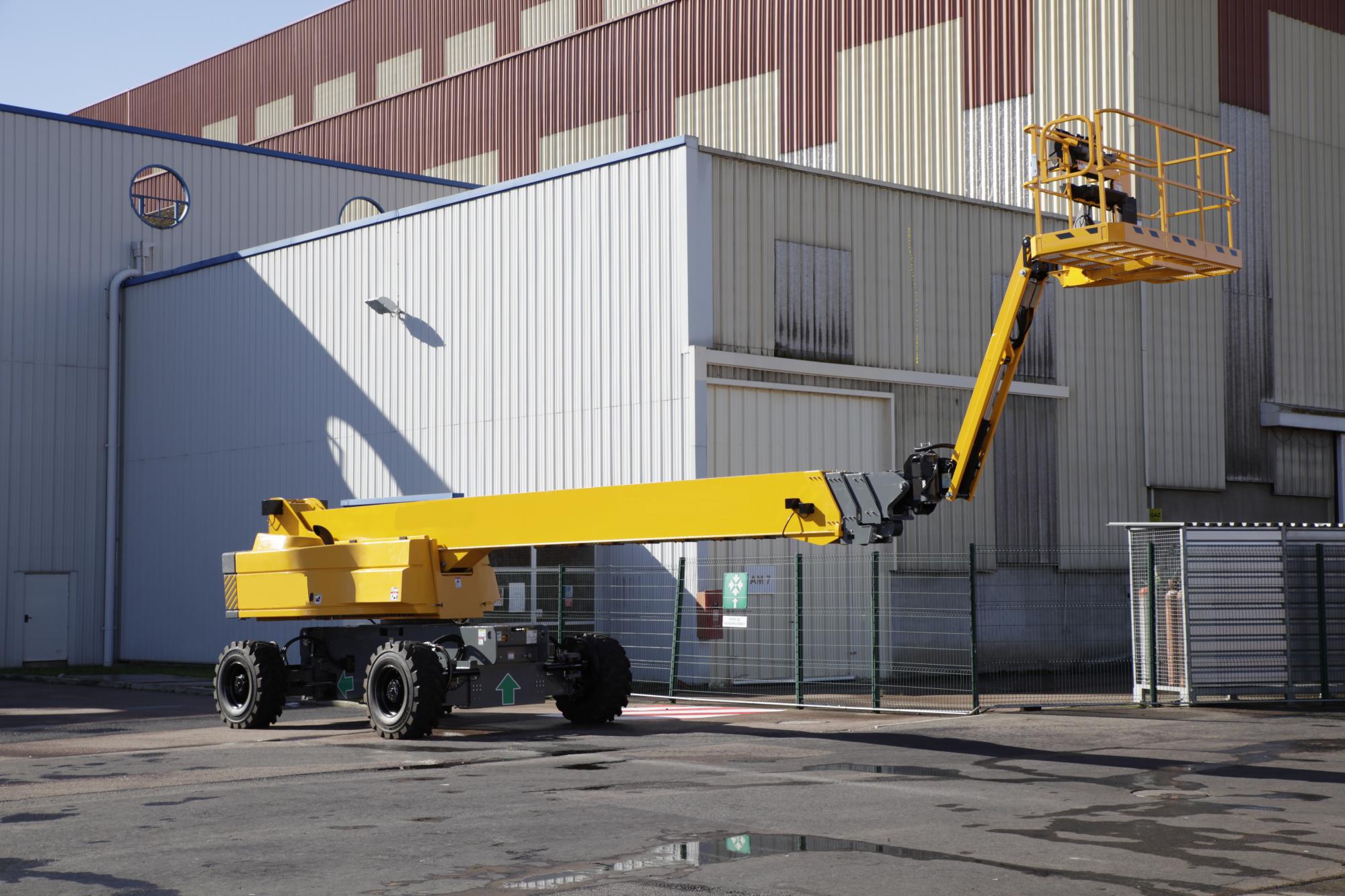 Articulated Boom Lifts